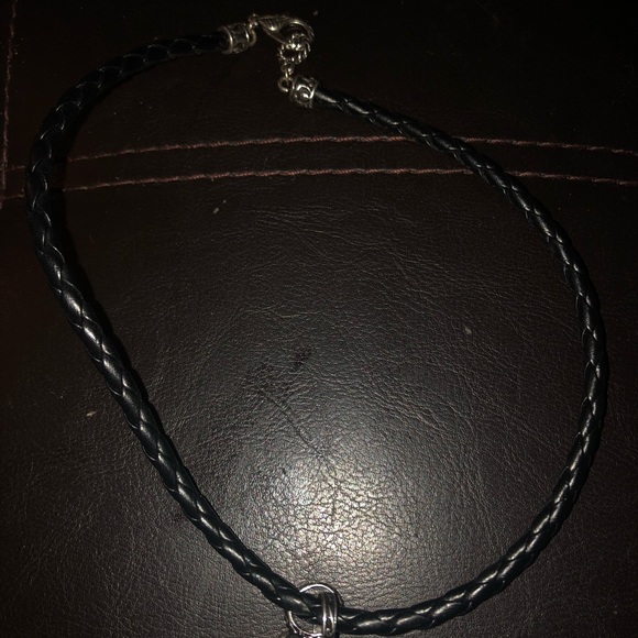 Gorgeous Necklace - Picture 5 of 5